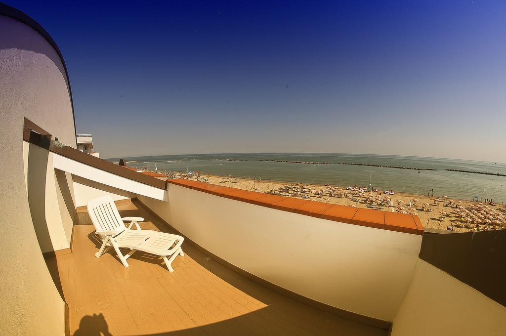 Hotel Alba D'Oro Bellaria-Igea Marina Exterior photo